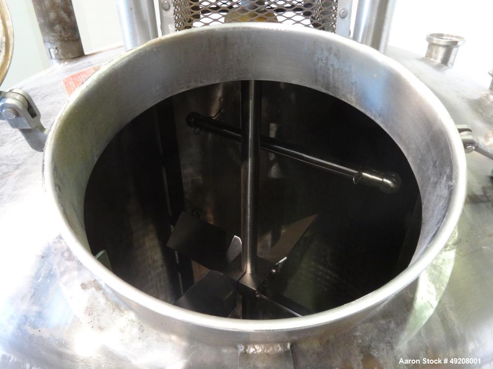 Used Sani-Fab Tank, Model VST-600, 600 Gallon