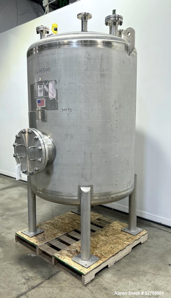 Stainless Fabricators Inc 581 Gallon Stainless Steel Tank