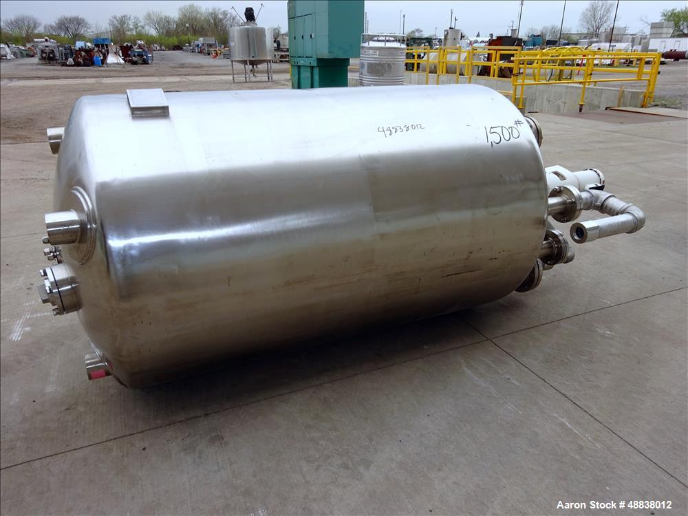 Used United Utensils Co. Pressure Tank, 304 Stainless Steel, 600 Gallon, Vertic