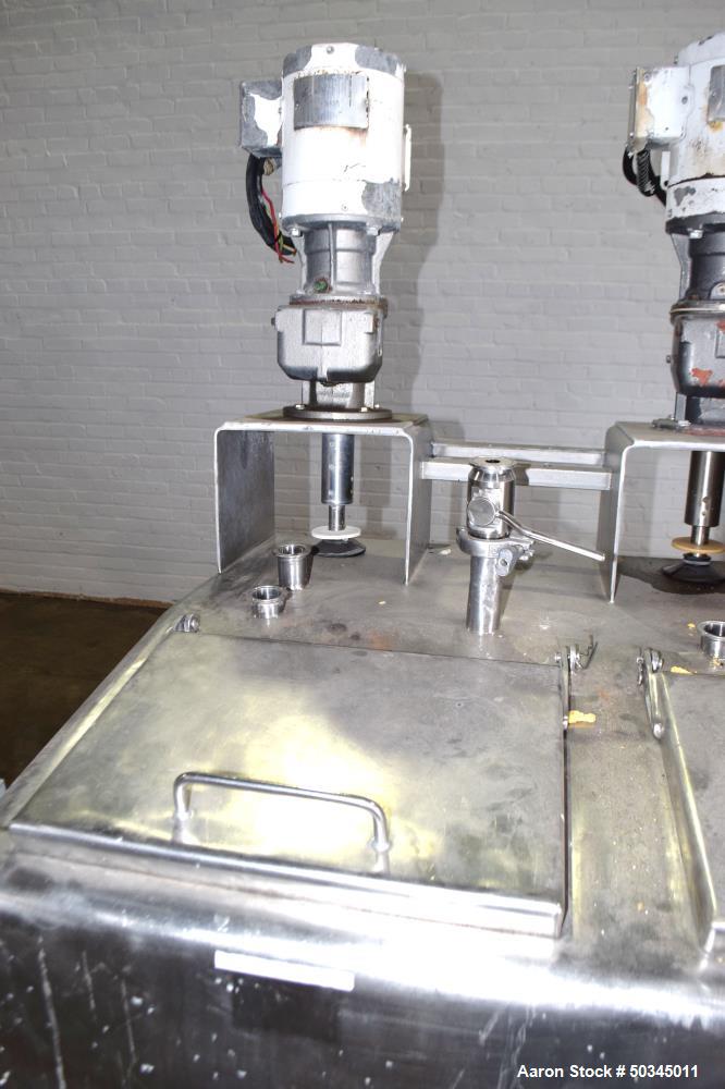 Industrial Used 6 Compartment 700-Gallon Stainless Steel Tank – 304 SS, Multi-Purpose Processing