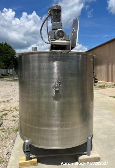 Used-Walker 700 Gallon Stainless Steel Mixing Tank