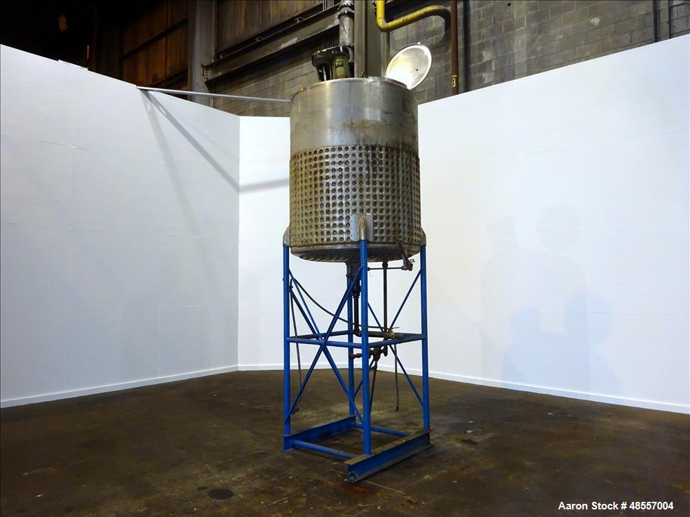 Used Will Flow Jacketed Tank, 550 Gallon, 316 Stainless Steel, Vertical.