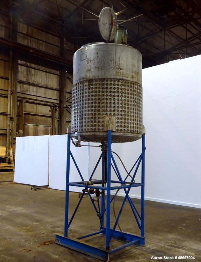 Used Will Flow Jacketed Tank, 550 Gallon, 316 Stainless Steel, Vertical.