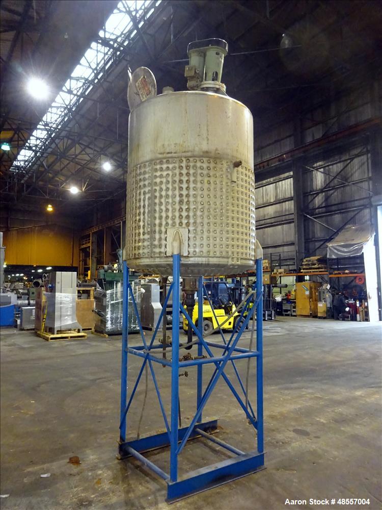 Used Will Flow Jacketed Tank, 550 Gallon, 316 Stainless Steel, Vertical.
