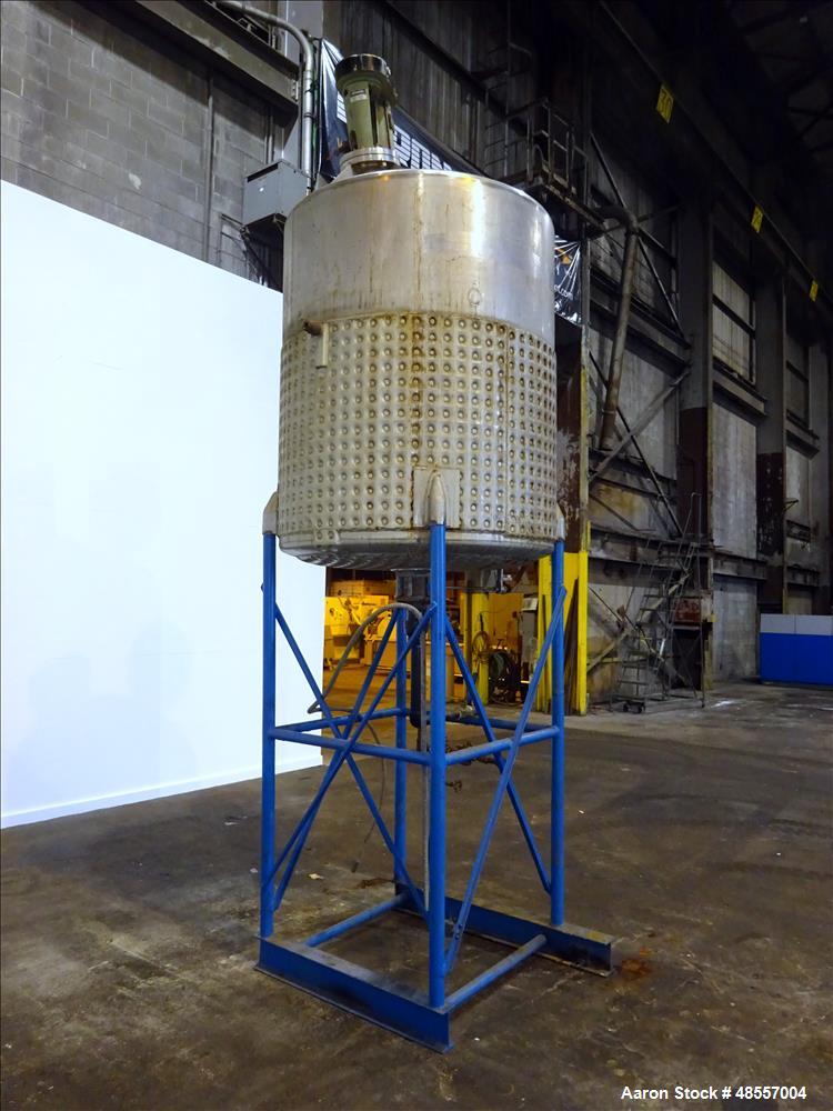 Used Will Flow Jacketed Tank, 550 Gallon, 316 Stainless Steel, Vertical.