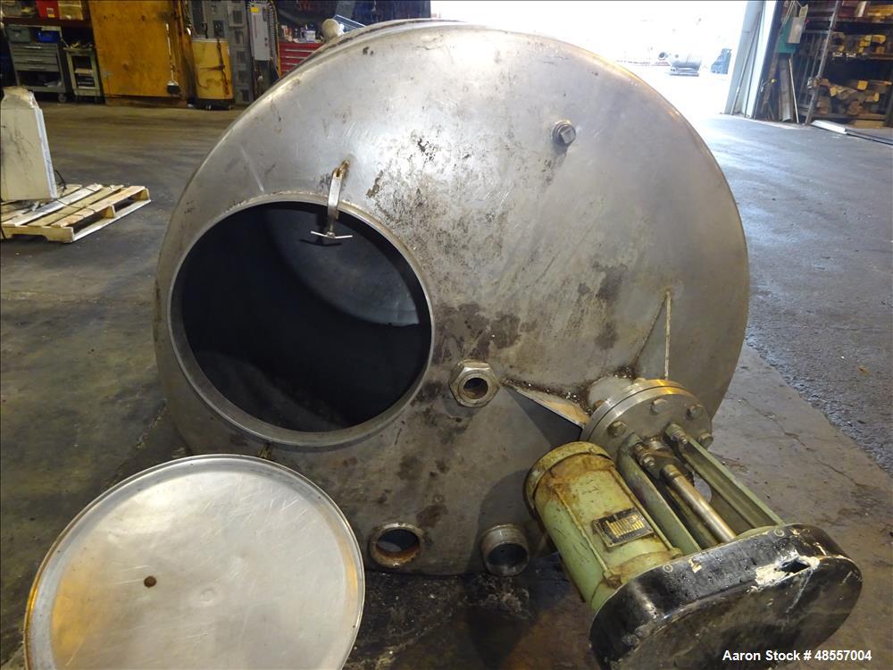 Used Will Flow Jacketed Tank, 550 Gallon, 316 Stainless Steel, Vertical.