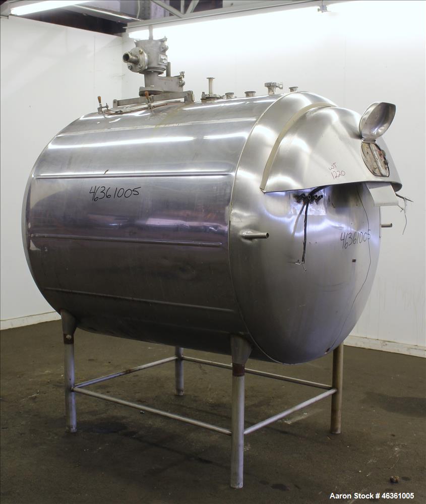 Used- Zero Milk Cooling Tank, Model WV600, 600 Gallons, 304 Stainless Steel, Hor