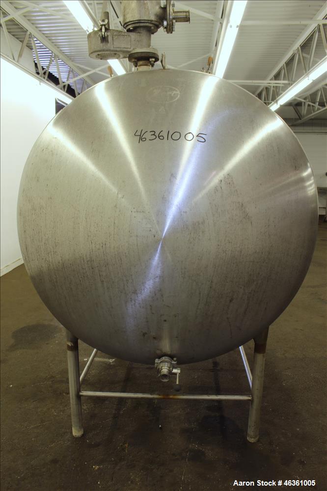 Used Zero Milk Cooling Tank, Model WV600, 600 Gallons, 304 Stainless Steel, Hor