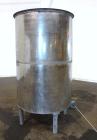 Used Tank, 550 Gallons, 304 Stainless Steel, Vertical. Approximately 48