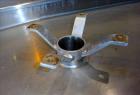 Used Milk Cooling Tank, 750 Gallons, 304 Stainless Steel, Horizontal.