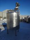 Used Tank, Approximately 600 Gallon, 316 Stainless Steel, Vertical.
