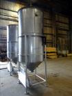 Used Tank, Approximate 750 Gallon, 304 Stainless Steel, Vertical.
