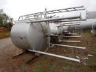 Used Tank, Approximately 845 Gallon, Stainless Steel, Vertical. Approximately 72