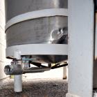 Used Tank, 850 Gallon, Stainless Steel, Vertical