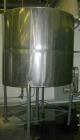 USED: Tank, 825 gallon, 304 stainless steel, vertical. 64