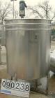 USED: Tank, 520 gallon, stainless steel, vertical. 52