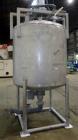 Used Tank, Approximate 700 Gallon, 304 Stainless Steel, Vertical