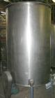 Used Chicago Carb-O-Tank, 585 Gallon, 304 Stainless Steel, Vertical. 48