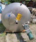 Used Mueller Model 2000 Liter F. 528 Gallons Stainless Steel Tank