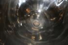 Used Mueller Pressure Tank, 2500 Liter(660.43) Gallon, Model Z 2500, 316L Stainless Steel, Vertical. 60