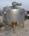 Used Tank, 550 Gallon, 316 Stainless Steel, Vertical. Approximately 66