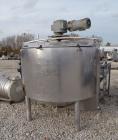 Used Tank, 550 Gallon, 316 Stainless Steel, Vertical. Approximately 66