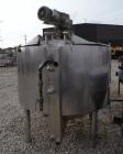 Used Tank, 550 Gallon, 316 Stainless Steel, Vertical. Approximately 66