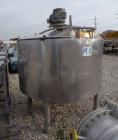 Used Tank, 550 Gallon, 316 Stainless Steel, Vertical. Approximately 66