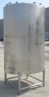 Used Tank, 825 Gallon, 304 Stainless Steel, Vertical. Approximately 55-1/2