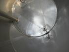 Used Tank, 825 Gallon, 304 Stainless Steel, Vertical. Approximately 55-1/2