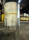 Used Tank, 750 Gallon, 304 Stainless Steel, Vertical. Approximate 55
