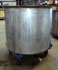 Used Tank, 520 Gallons, 304 Stainless Steel, Vertical. Approximate 56-1/2