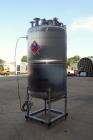 Used Tiger Steel Pressure Tank, 500 Gallon, 304L Stainless Steel, Vertical. 45