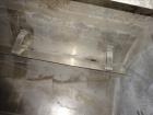 Used United Utensils Co. Pressure Tank, 304 Stainless Steel, 600 Gallon, Vertic