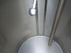 Unused- Walker Tank, 550 Gallon, 304 Stainless Steel, Vertical. 48