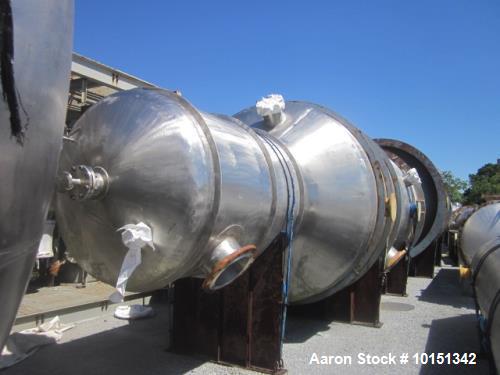 Unused - Praj Industries Vertical 316 Stainless Steel Pressure Vessel