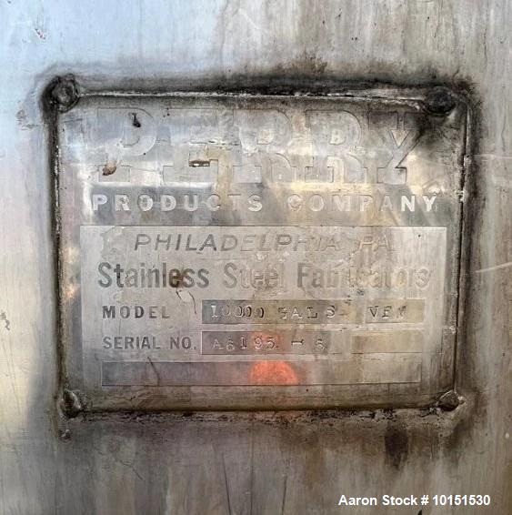 Used Approx. 10,000 Gallon, skirt mounted, Stainless Steel Tank