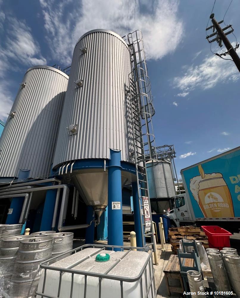 874 BBL Ziemann Bauer Stainless Steel Fermenter | 27,000 Gallon Jacketed Tank