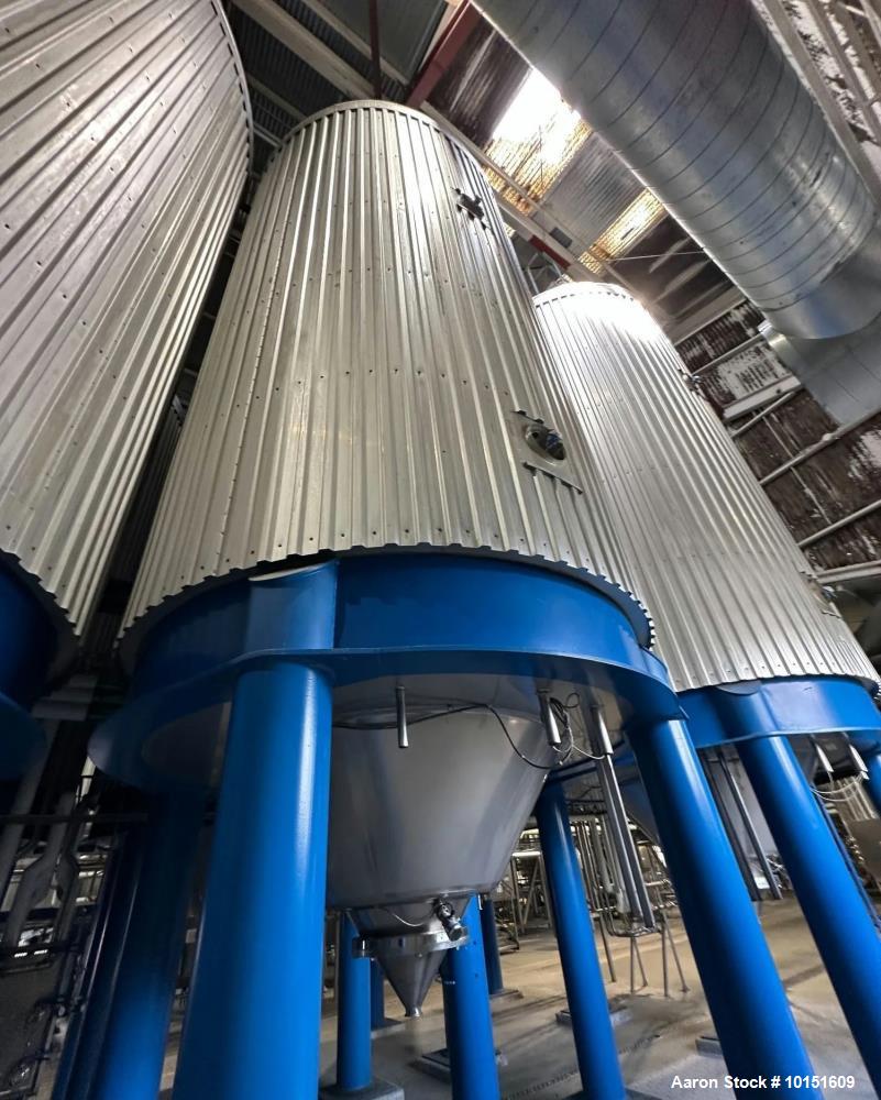 300 BBL Ziemann Bauer Stainless Steel Fermentation Tank – 9,300 Gallon