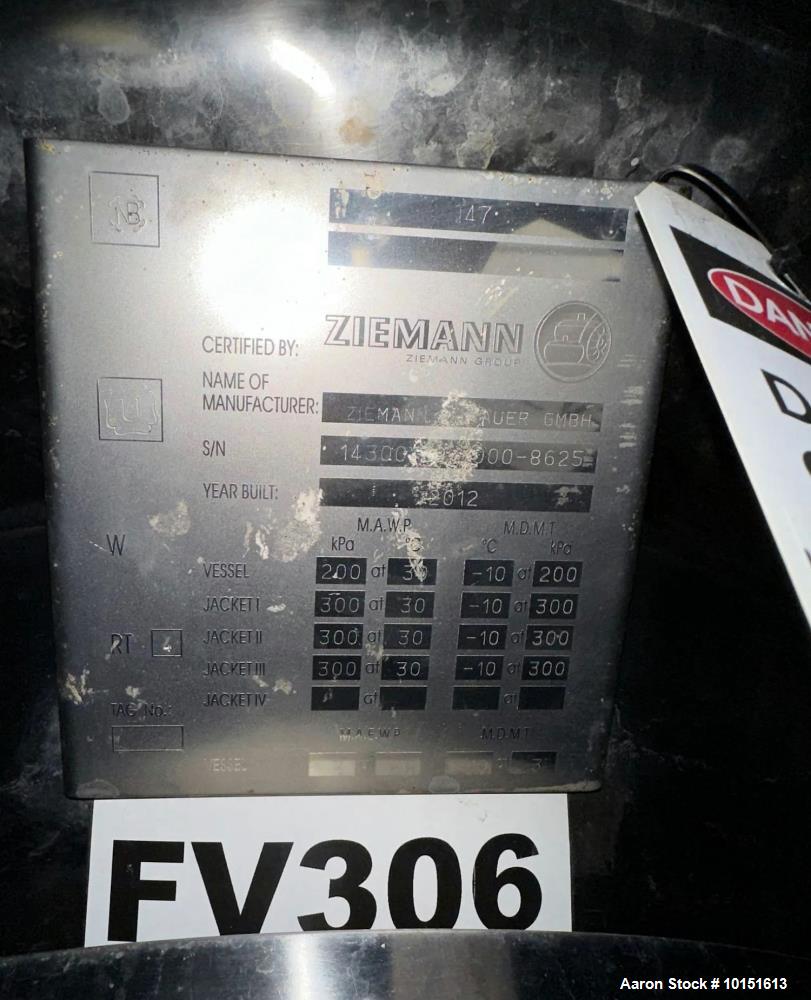 Industrial 9,300 Gallon Fermentation Vessel – Ziemann Bauer 300 BBL
