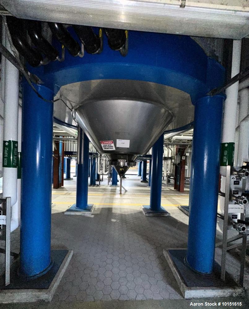 Ziemann Bauer 9,300 Gallon Glycol Jacketed Fermentation Tank