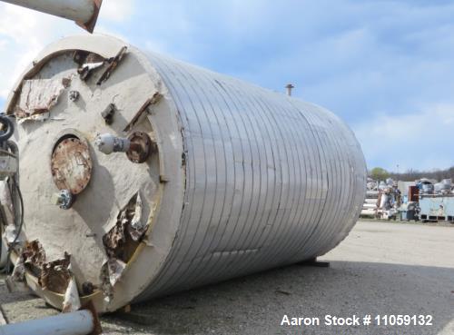 Used- 14,000 Gallon Stainless Steel Storage Tank. 11'2" diameter x 20' straight side. Dish top, flat bottom.