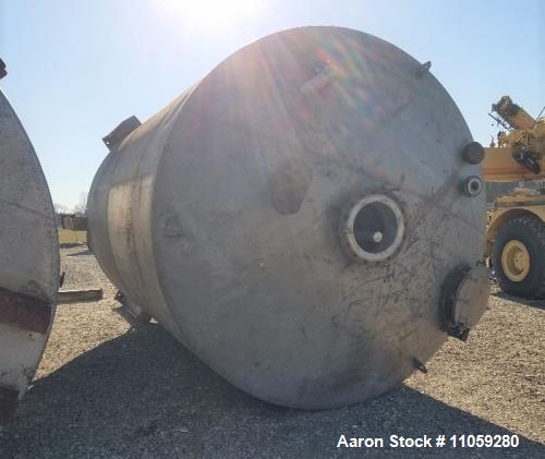 Used-10000 Gallon Stainless Steel Mixing Tank