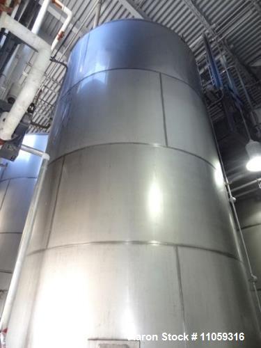 11,500 Gallon Stainless Steel Mixing Tank