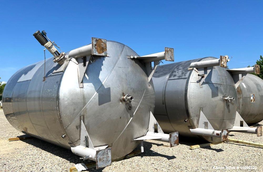 11,500 Gallon Stainless Steel Mixing Tank