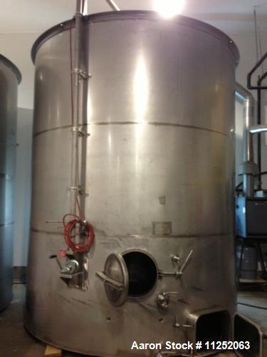 Used Ripley Wine Fermentation Tank. 6,800 gallon capacity (26,000 liter). All 304 stainless steel construction. Measures 10' diameter x 12' high side wall. Sloped bottom, 3" diameter butterfly drain ...