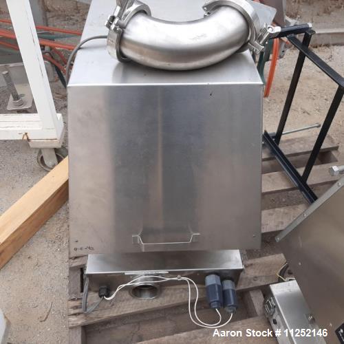 Used-Stainless Steel Tank, 5,215 Gallons