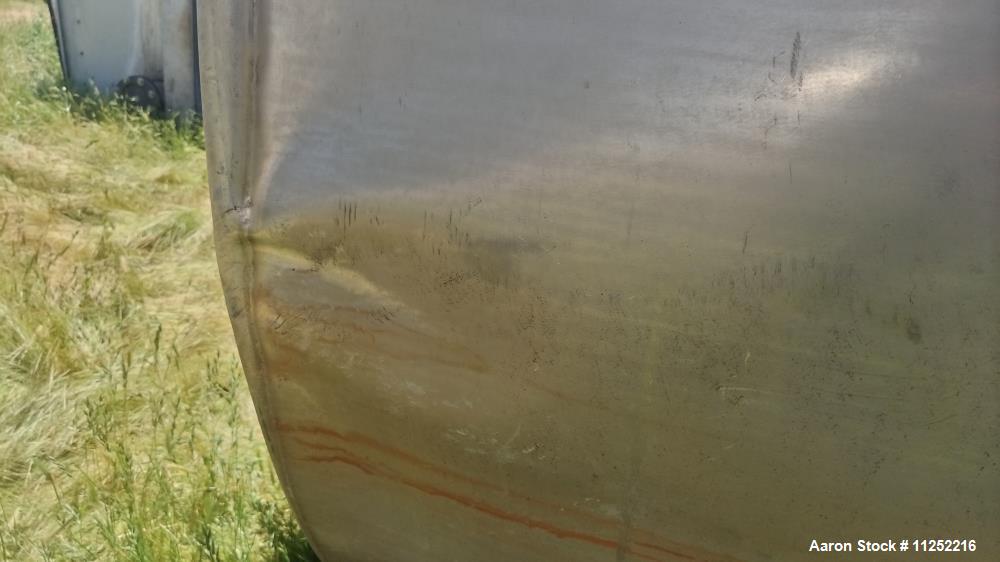 Used-Stainless Steel Bulk Storage Tank, Approximately 8,600 Gallon capacity, 304 Stainless Steel. Vessel measures 94" diamet...