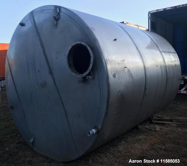 Used- 6000 Gallon Vertical Stainless Steel Tank