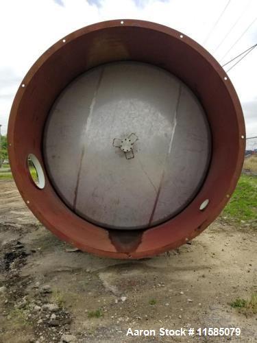 Used-16000 Gallon (approximately) Vertical T304 Stainless Steel Mix Tank